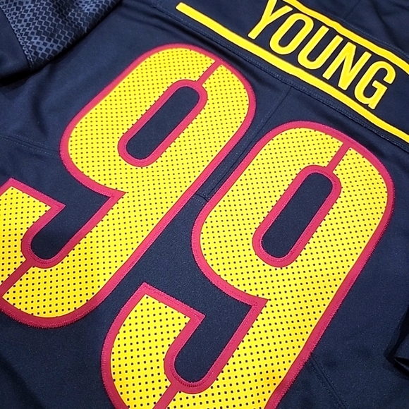 Large Nike Chase Young Commanders Vapor Untouchable Limited Black Jersey L - Picture 4 of 11